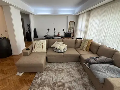 Departamento en Venta de 4 dormitorios