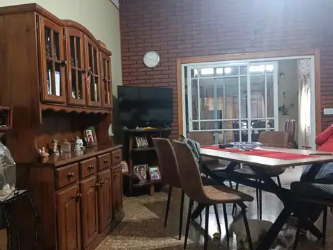 VENTA CASA EXCELENTE EDO. 4 DORM