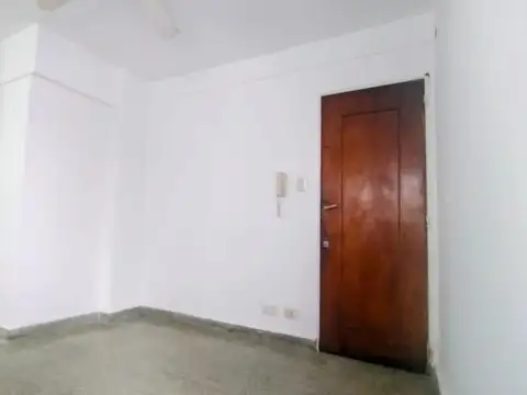 Departamento 5 ambientes con 1 baño