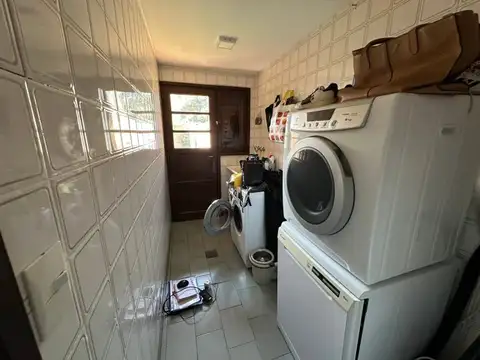 Venta Casa 5 amb, c/Jardín, Pileta y Garage - Punta Chica - Victoria