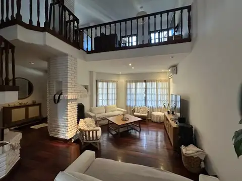 Venta Casa 5 amb, c/Jardín, Pileta y Garage - Punta Chica - Victoria