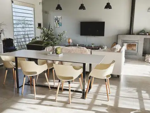 Casa en Venta en Barrio Santa Rita, USD 155.000