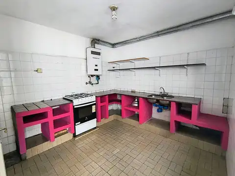 Departamento 6 ambientes con 2 baños