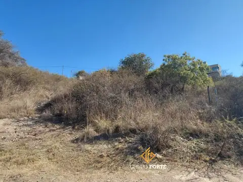 Terreno en Venta en Villa Parque Siquiman, USD 30.000