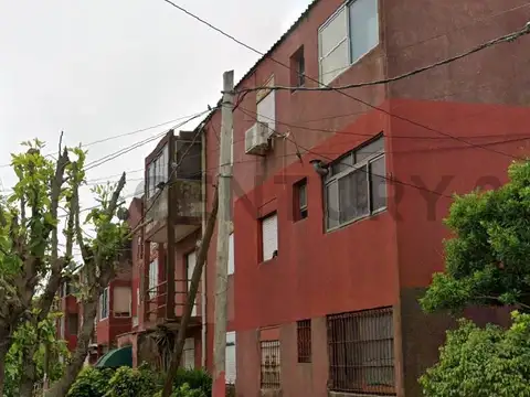 Bernardo de Irigoyen entre Peru y La Paz 300, Piso 2