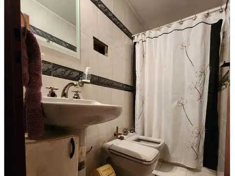 Venta casa 3 dormitorios Tiro Suizo Rosario