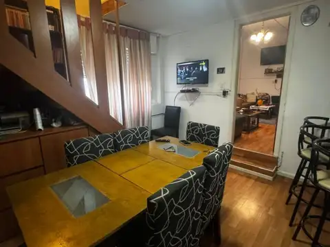 Depto Tipo Casa en Venta 45 años