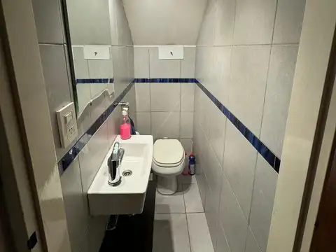 Casa 3 ambientes con 2 baños