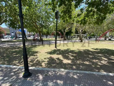 Galpon en Venta en Ensenada, USD 200.000