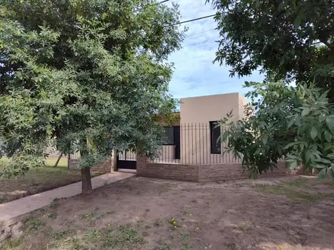 Casa en Funes City a estrenar. Esquina  excelente construcci