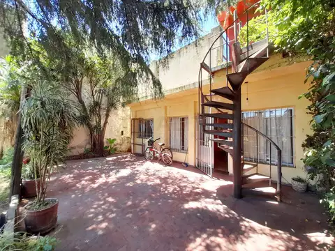 Casa en Venta en Mataderos, USD 180.000