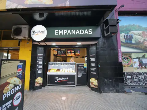 Av. La Plata 900