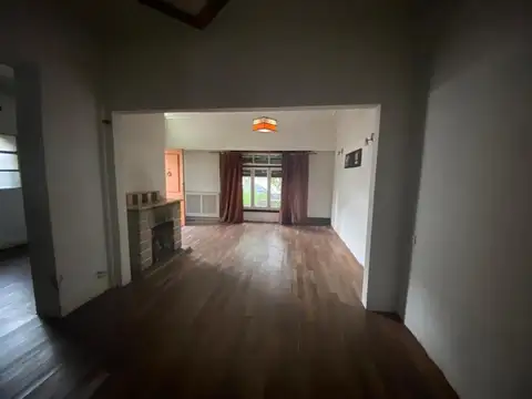 Casa en alquiler en Ramos Mejia Norte