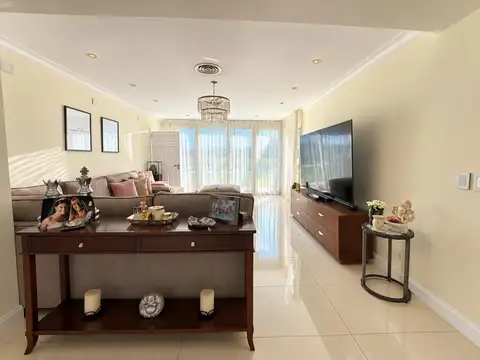Casa en Venta en San Diego Country Club, USD 1.300.000