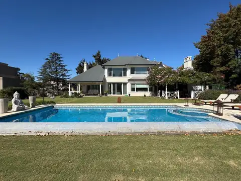 CASA EN VENTA EN COUNTRY SAN DIEGO CON VISTAS AL POLO
