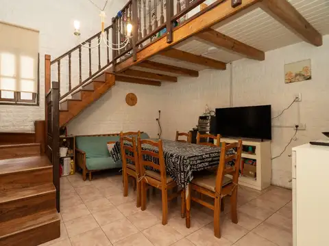 Depto Tipo Casa en Venta de 2 dormitorios