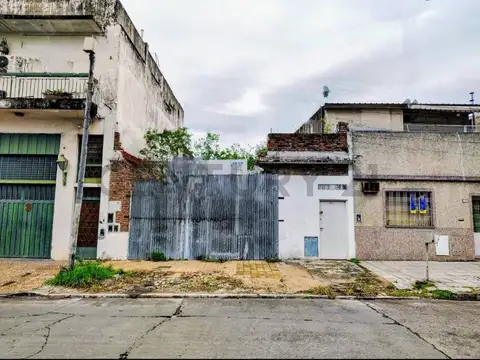 VENTA LOTE IDEAL DESARROLLO VILLA MAIPU 302 M2 FOT 1,5 ZONIF IR ALTURA MAX 12