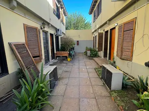 Depto Tipo Casa en Venta de 2 ambientes