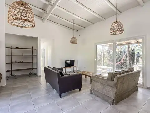 Casa en Venta con 1 cochera