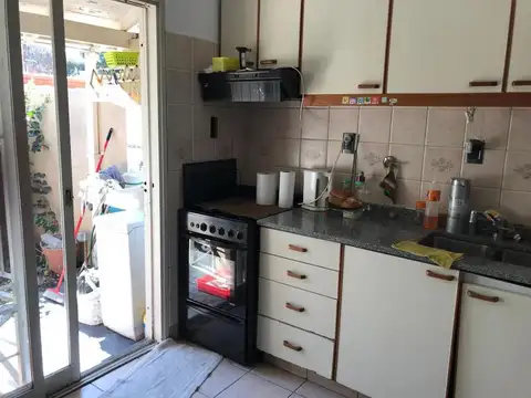 Depto Tipo Casa en Venta con 1 cocheras