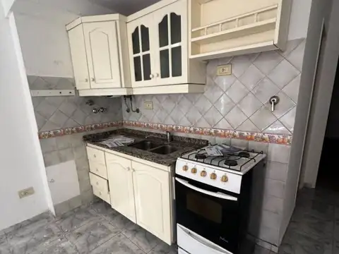 Depto Tipo Casa en Alquiler de 2 ambientes