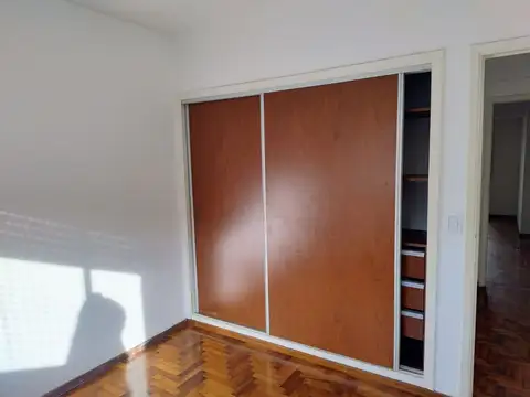 Departamento en Alquiler en Balvanera, $ 1.300.000