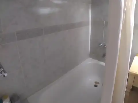 Casa en Alquiler Temporal con 1 cochera