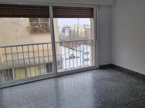 Avenida Juan Bautista Alberdi 2400
