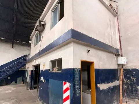 Galpon en Alquiler en Isidro Casanova, $ 2.800.000