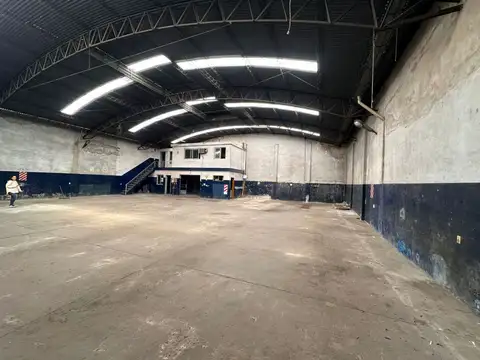 Galpon en Alquiler 40  mts Fondo