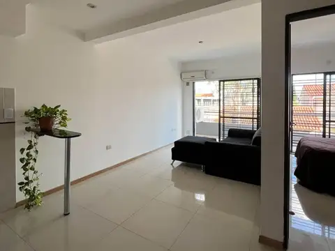 Rosales 900