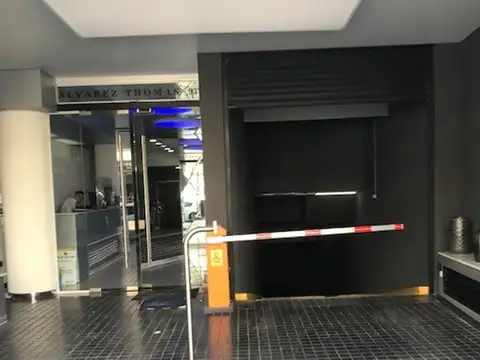 Oficina en Venta con 1 cochera