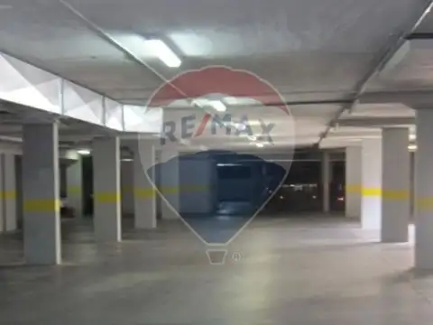 VENTA Cochera  cubierta Béccar Plaza