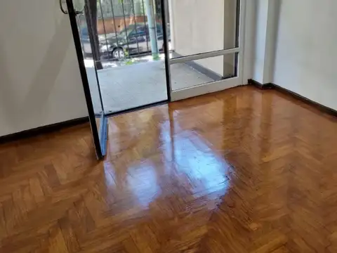 3 ambientes frente Balcón 