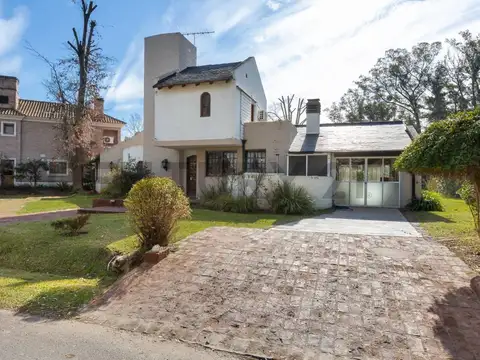 Casa en Venta en Las Praderas de Luján, USD 110.000