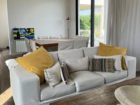 Casa en Venta en El Cantón - Norte, USD 295.000