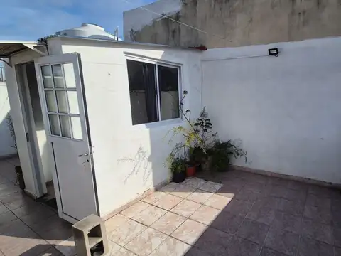 VENTA MONAMBIENTE CON TERRAZA