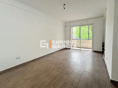 Depto Tipo Casa 3 ambientes con 2 baños