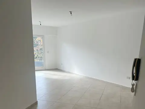 Avenida San Martín 5300, Piso 3