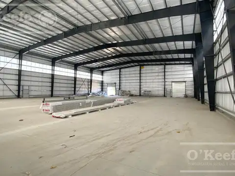 Galpon en Venta 49  mts Fondo