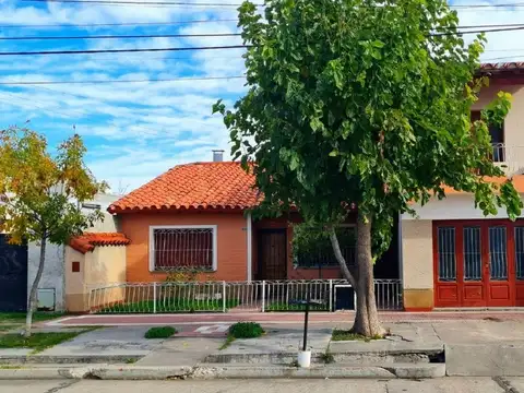 VENTA CASA CÉNTRICA 4 DORM. SAN RAFAEL-MENDOZA