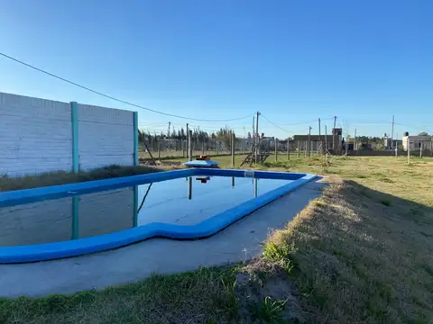 Casa 3 ambientes con 1 baño