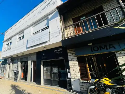CASA EN VENTA 3 DORMITORIOS