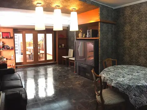 Depto Tipo Casa en Venta de 4 ambientes