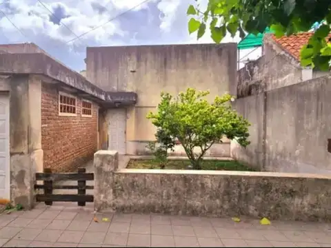 Casa en Lanus Este - Ideal Desarrollo-