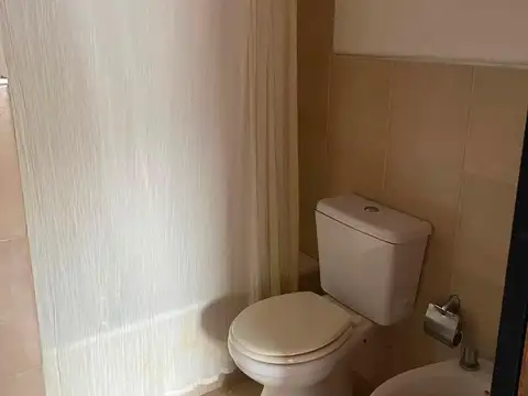 Depto Tipo Casa en Alquiler de 3 ambientes