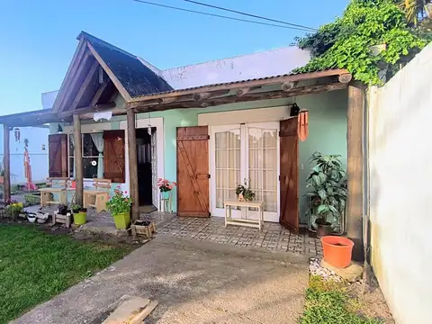 Venta Casa 3 Ambientes con Gran Parque – Caisamar