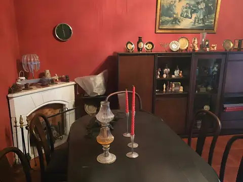 Teniente General Eustaquio Frías 200