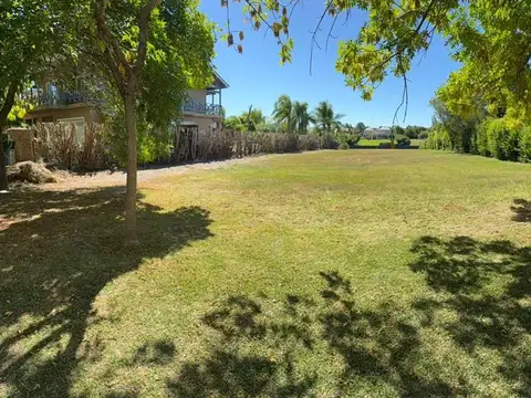 OLG. Espectacular Lote al Rio en Santa Catalina