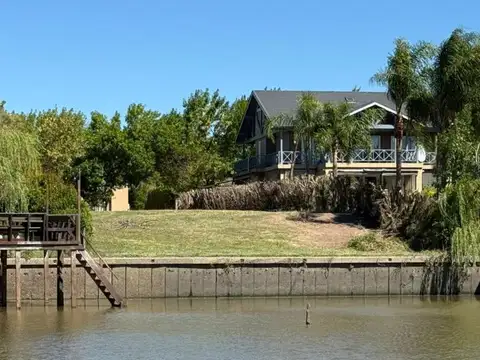Terreno en Venta 60  mts Fondo